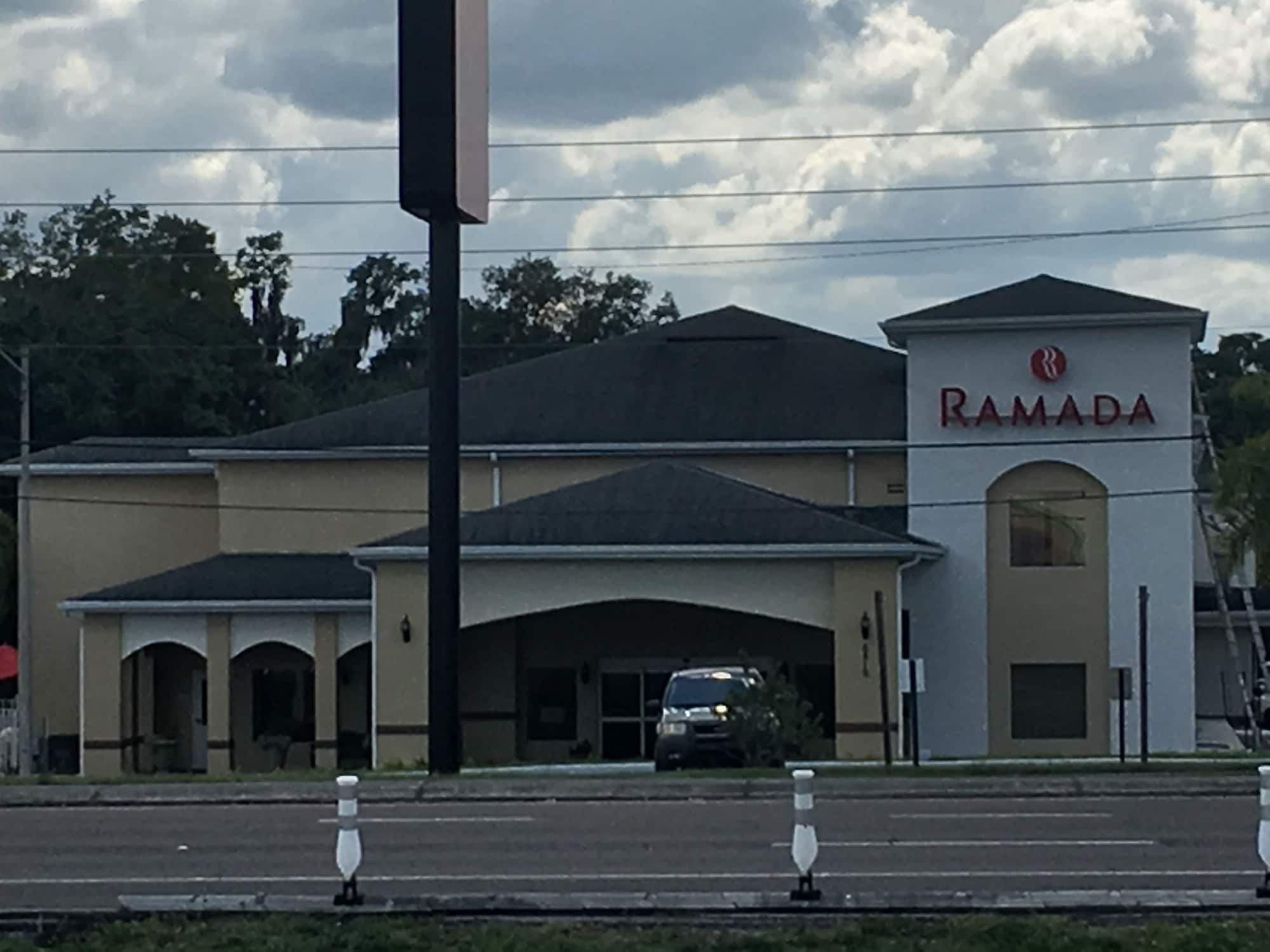 泽弗希尔斯-戴德城凯艺酒店 外观 照片